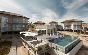 Maradentro Apart Hotel & Suites